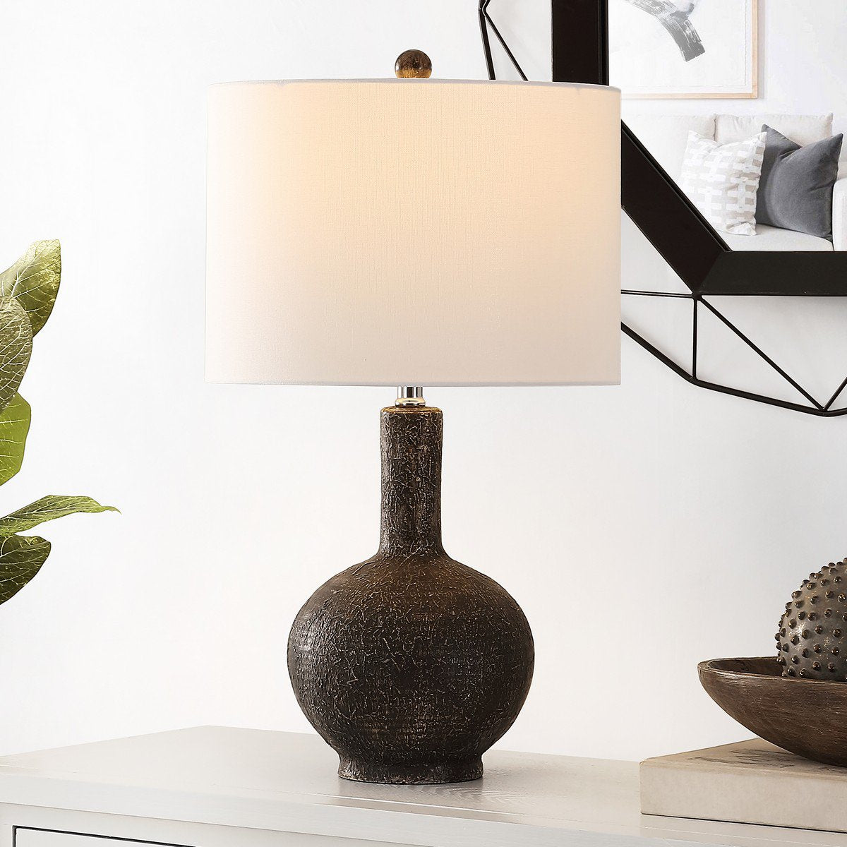 Safavieh tolen deals table lamp