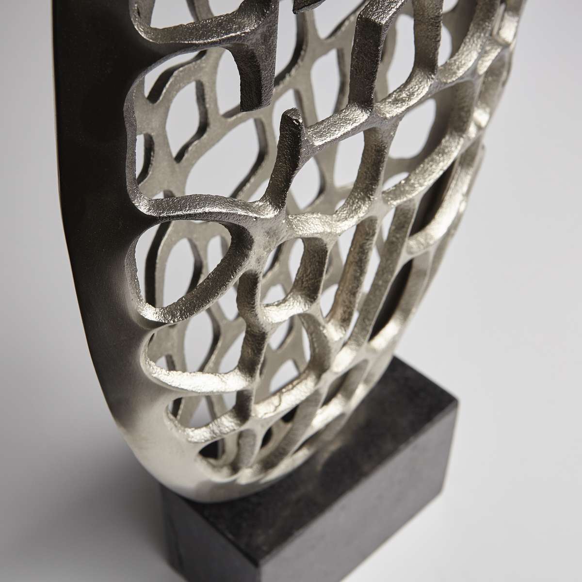 Blossoming Laurel Sculptures By Cyan Design | Cyan Design | Modishstore - 2