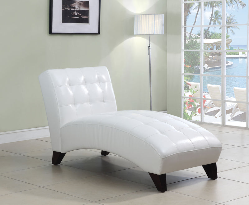 White leather chaise on sale lounge chair