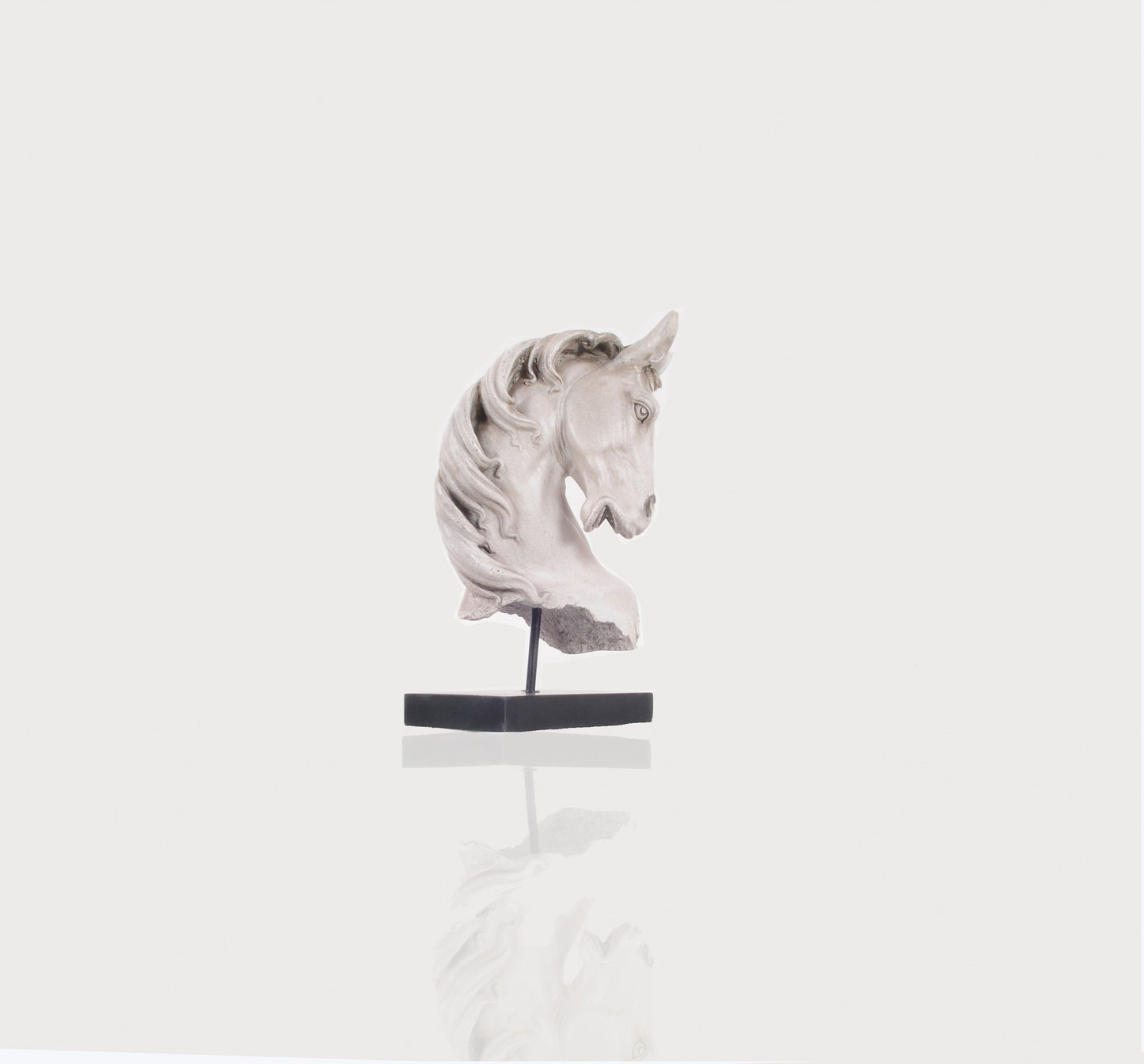 Vintage Look Off White Horse Head Statue By Homeroots | Animals & Pets | Modishstore - 4