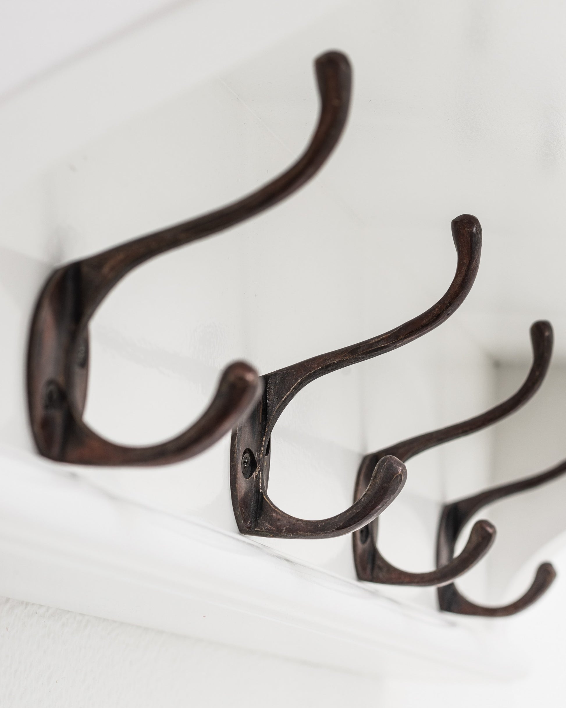 Classic White Wood Wide Eight Hook Coat Rack By Homeroots | Coat Racks | Modishstore - 6