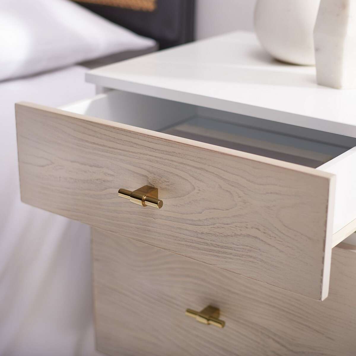 Safavieh Genevieve 2 Drawer Nightstand - White | Nightstands | Modishstore - 3